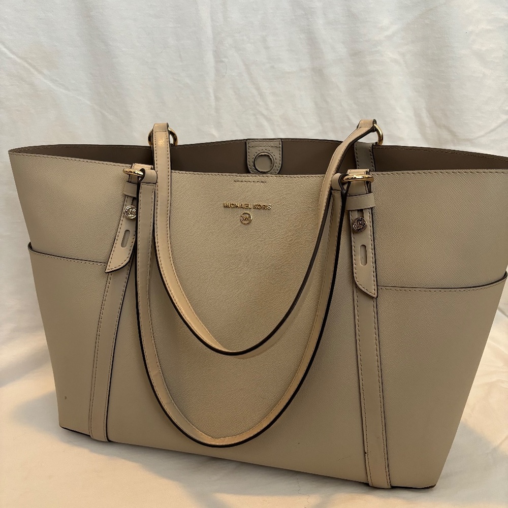 Michael Kors Leather Tote